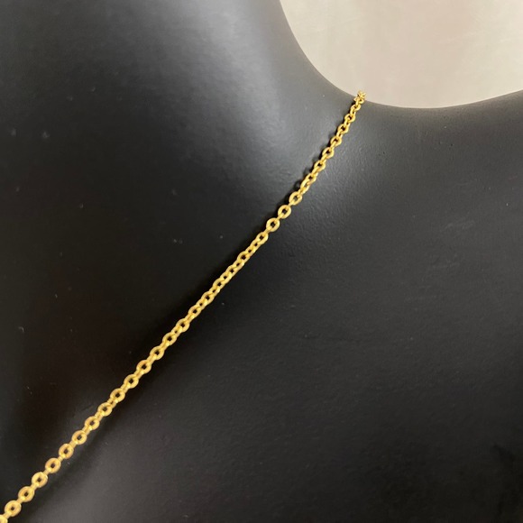 CANDY Square Pave Starburst Pendant Zirconia Necklace - Picture 4 of 10